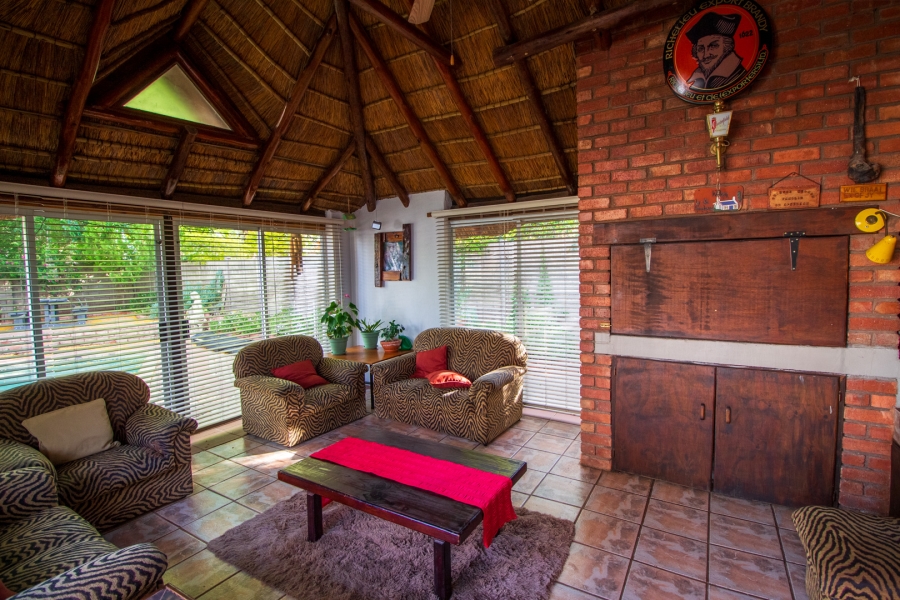 5 Bedroom Property for Sale in Middelpos Northern Cape